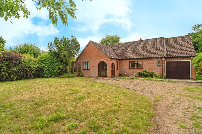 3 Bedroom Detached Bungalow For Sale In Penhill Road, Great Ellingham, Attleborough, NR17