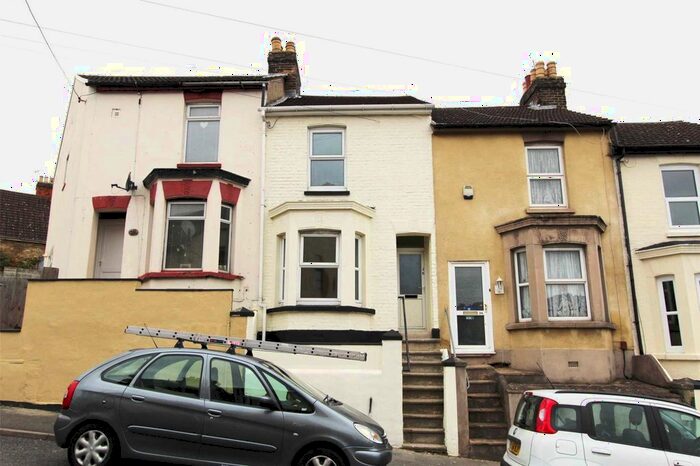 2 Bedroom Terraced House To Rent In Victoria Road, Chatham, Kent, ME4