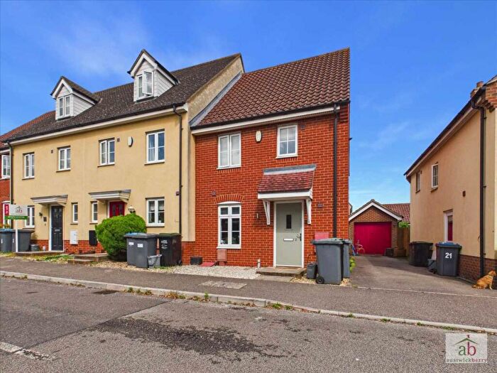3 Bedroom End Of Terrace House For Sale In Turing Court, Grange Farm, Kesgrave, IP5