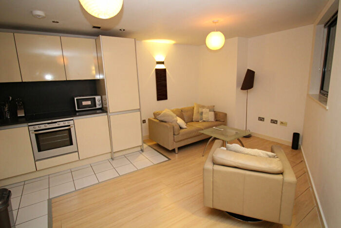 2 Bedroom Apartment To Rent In Tempus Tower, Mirabel Street, Manchester, M3