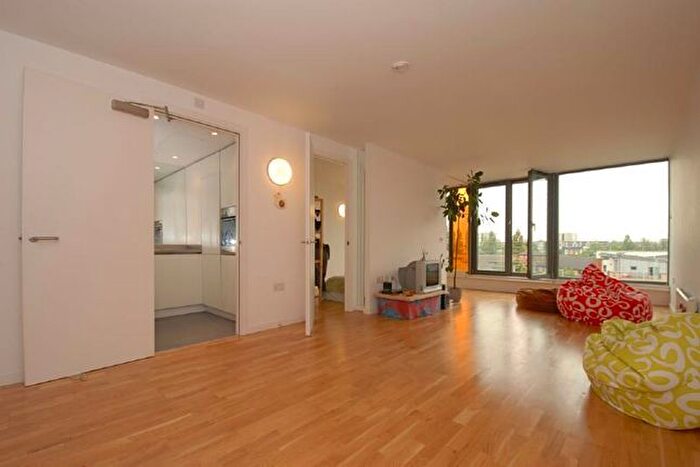 1 Bedroom Flat To Rent In Arklow Road, New Cross, SE14