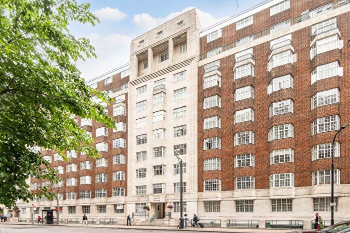 Studio For Sale In Woburn Place, Russell Court, WC1H