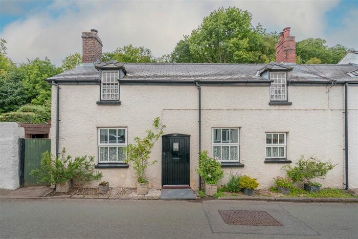 3 Bedroom Semi-Detached House For Sale In Llangernyw, Abergele, LL22