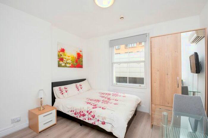 Studio To Rent In Cromwell Road, London, SW7