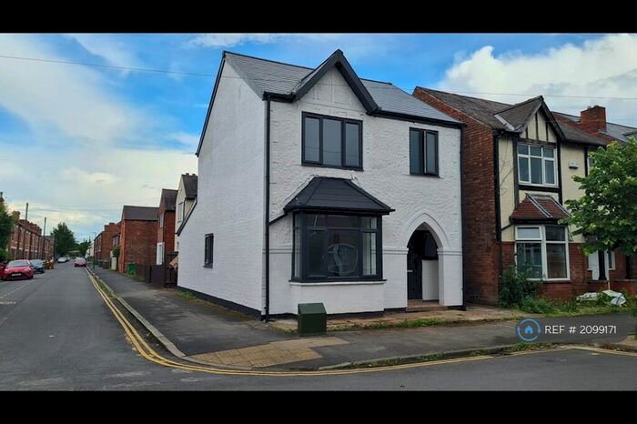 4 Bedroom Detached House To Rent In Greenfield Street, Nottingham, NG7