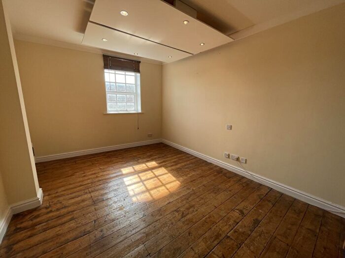 2 Bedroom Flat To Rent In Crown Mill, Vernon Street, Lincoln, LN5