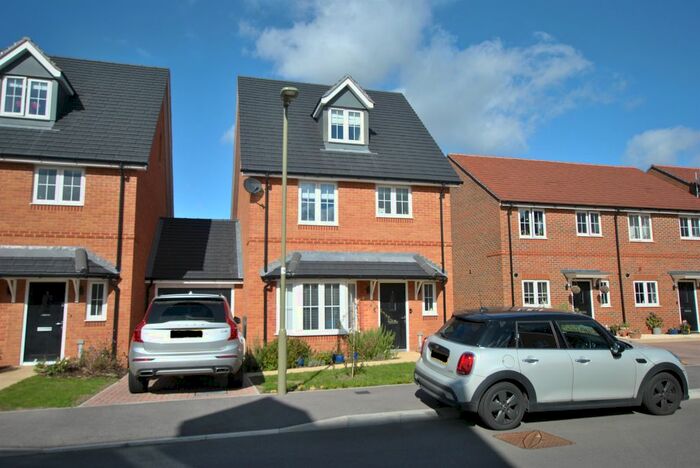 4 Bedroom Detached House For Sale In Elm Bridge Mead, Benson, Wallingford, OX10