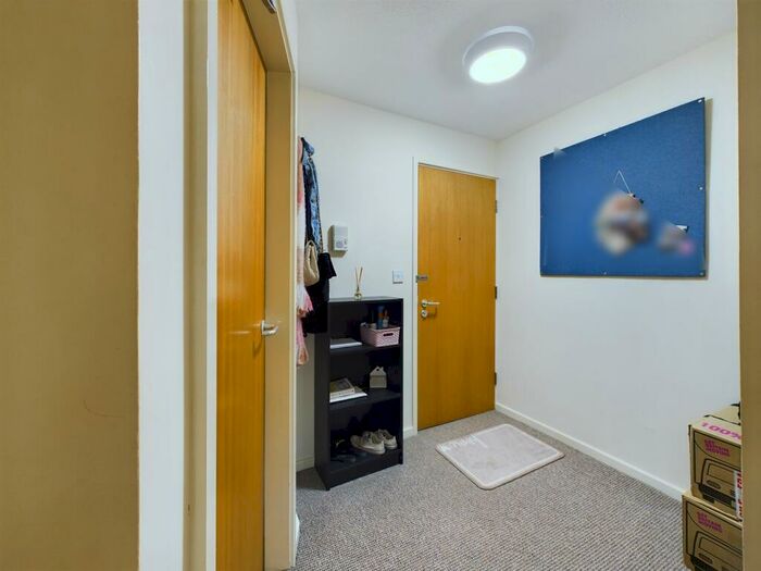 2 Bedroom Flat For Sale In Crown Station Place, Liverpool, L7