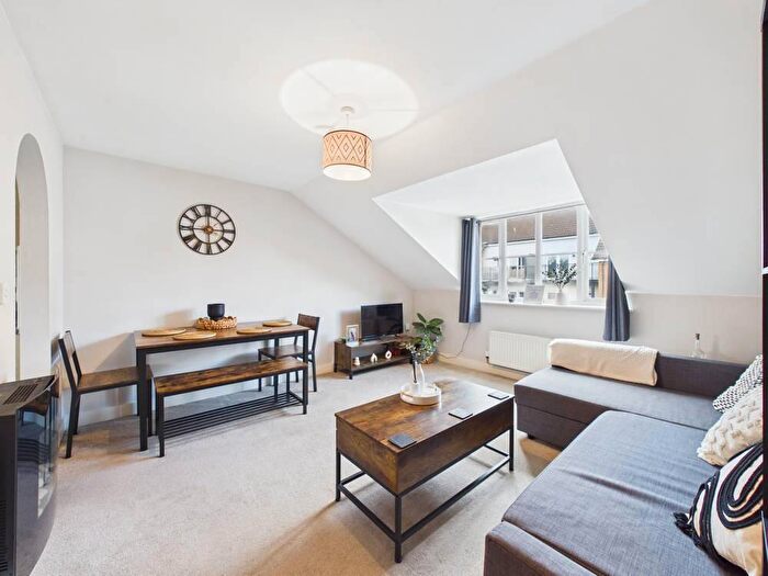 2 Bedroom Apartment For Sale In Linden Court, Clarence Road, Kingswood, BS15