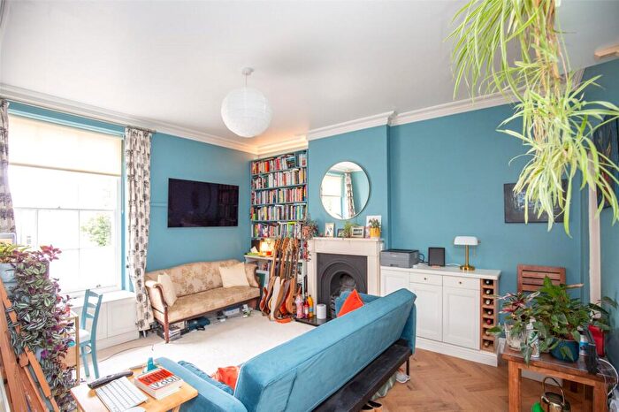 1 Bedroom Apartment For Sale In Rupert House, Bristol, BS2