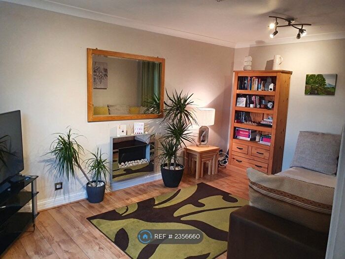 2 Bedroom Semi-Detached House To Rent In Wolseley Road, Leeds, LS4