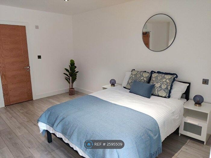 1 Bedroom Flat To Rent In Princes Street, Stafford, ST16