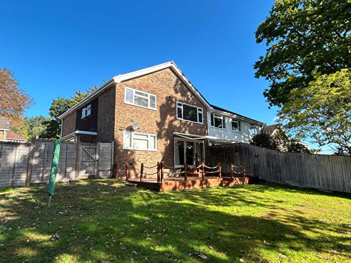 2 Bedroom Apartment For Sale In Birkdale Court, Broadstone, Dorset, BH18