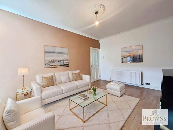 2 Bedroom Flat For Sale In Gordon Road, South Shields, NE34