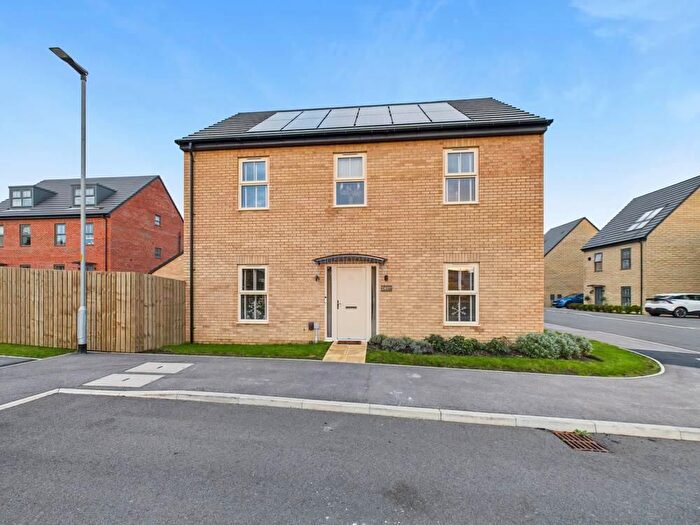 4 Bedroom Detached House For Sale In Wellhams Road, Pontefract, WF8