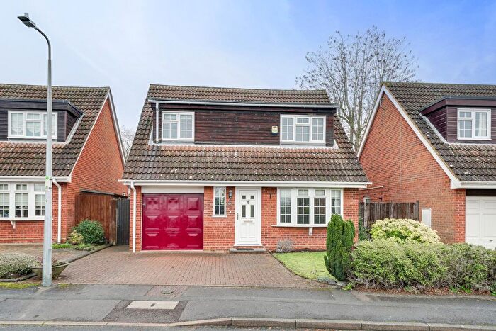 4 Bedroom Detached House For Sale In Shepherds Mead, Leighton Buzzard, LU7