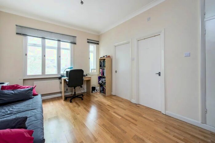 Studio To Rent In Euston Road, Fitzrovia, London, NW1
