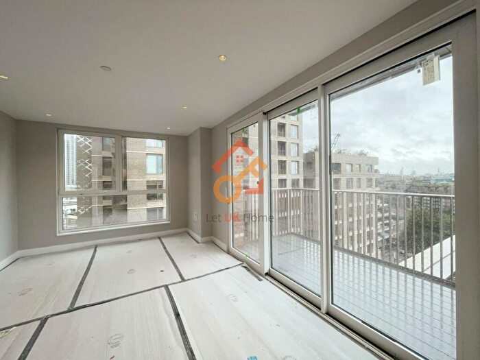 1 Bedroom Flat To Rent In Oval Village, Gasholder Place, SE11