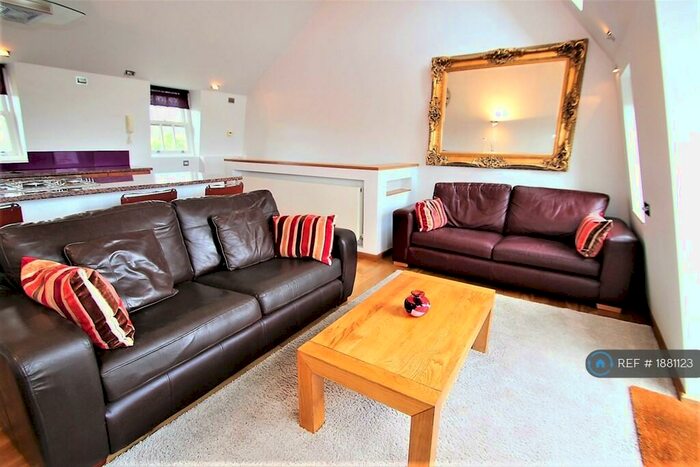 2 Bedroom Flat To Rent In Kennington Road, London, SE11