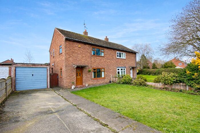 3 Bedroom Semi Detached House For Sale In Lodge Lane, Saughall, Chester, Cheshire, CH1