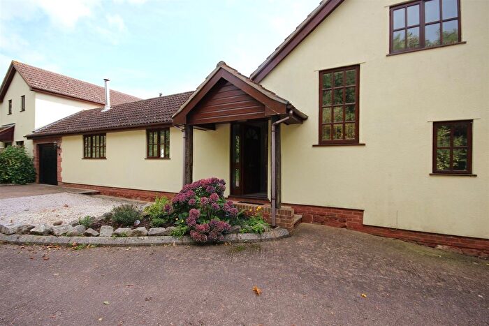 3 Bedroom End Of Terrace House To Rent In Marsh Green, Nr Rockbeare, Exeter, EX5