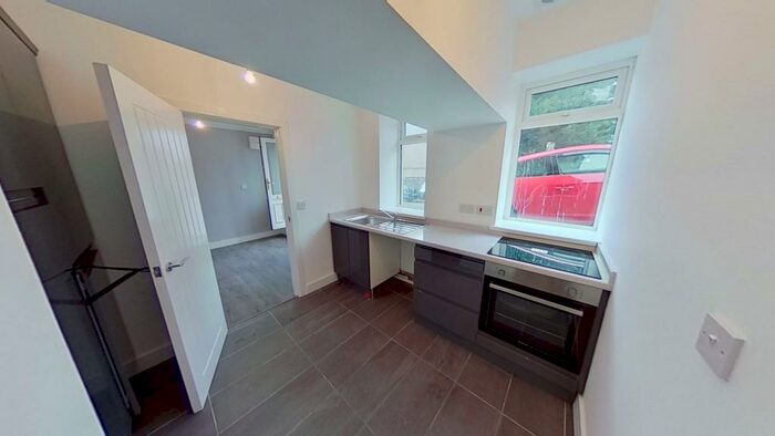 1 Bedroom Flat To Rent In Commercial Street, Gilfach, Bargoed, CF81