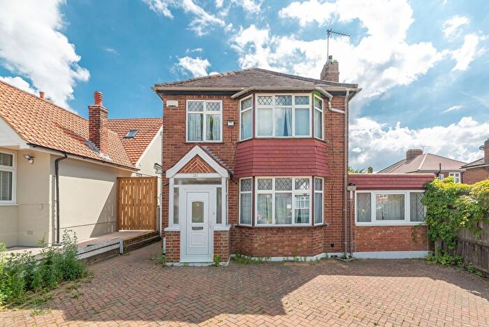 4 Bedroom Property To Rent In Normandy Avenue, High Barnet, Barnet, EN5