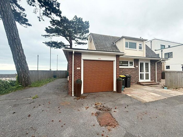 4 Bedroom Property To Rent In Grove Court, Dawlish, EX7