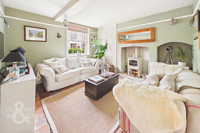 3 Bedroom Semi Detached House For Sale In West Church Street, Kenninghall, Norwich, NR16