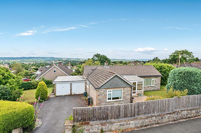 2 Bedroom Bungalow For Sale In Touchstone Lane, Chard, Somerset, TA20