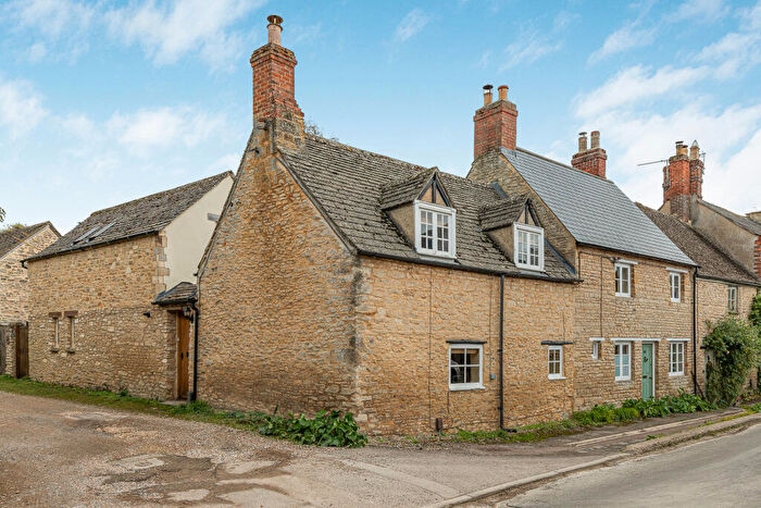 3 Bedroom End Of Terrace House For Sale In Queen Street, Eynsham, Oxfordshire, OX29