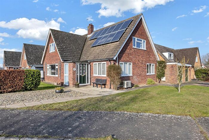 5 Bedroom Detached House For Sale In Maltings Garth, Thurston, Bury St. Edmunds, IP31