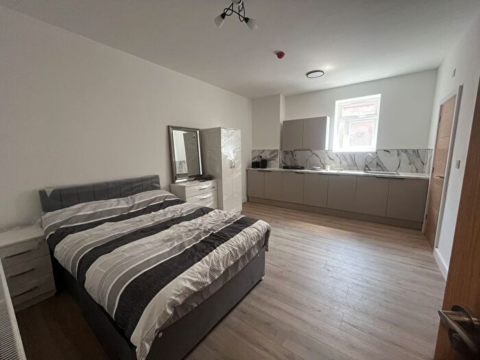 1 Bedroom Flat To Rent In Birmingham, B11