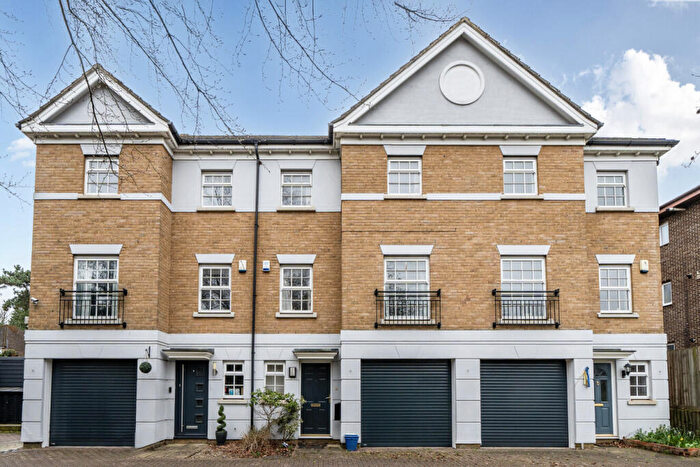 4 Bedroom Terraced House For Sale In Albemarle Road, Beckenham, Kent, BR3