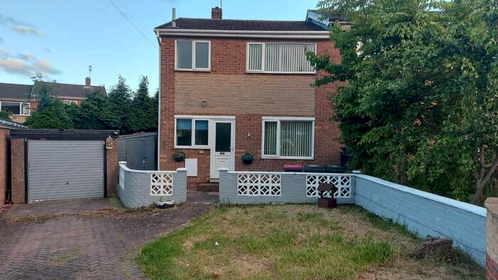 3 Bedroom Semi-Detached House To Rent In Edmund Avenue, Brinsworth, Rotherham, S60