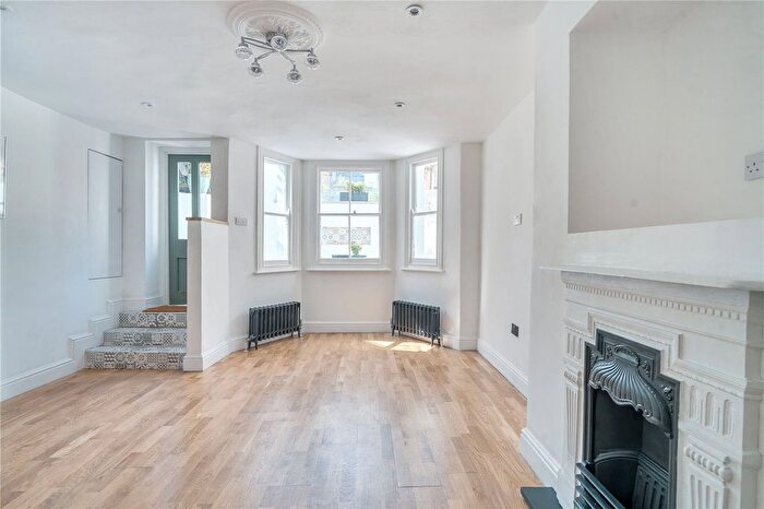 1 Bedroom Flat For Sale In Devonshire Road, London, SE23