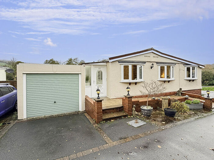 3 Bedroom Park Home For Sale In Rockbridge Park, Discoyd, Presteigne, LD8