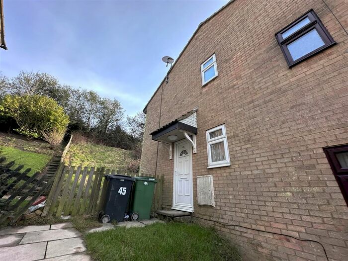 2 Bedroom Semi-Detached House To Rent In Pinders Road, Hastings, TN35