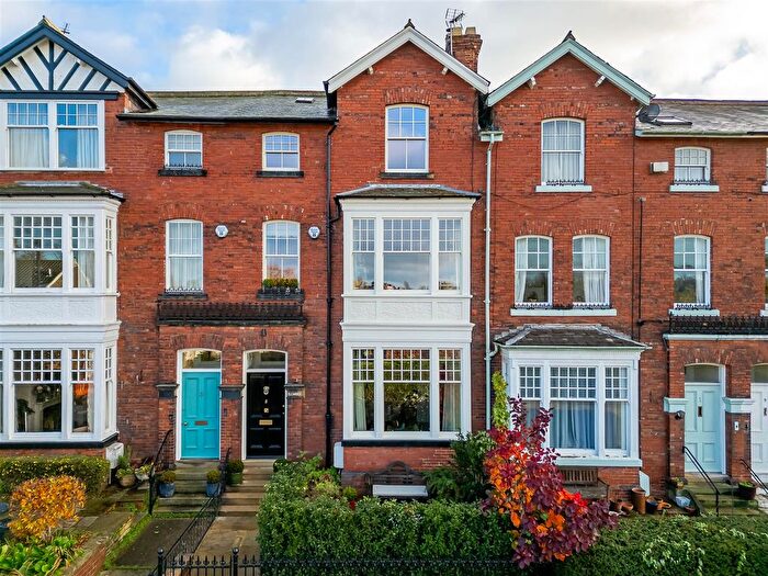 4 Bedroom Town House For Sale In Albemarle Road, York, YO23