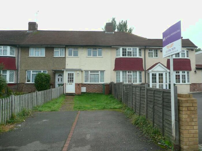 2 Bedroom Terraced House To Rent In Lindsay Road, Worcester Park, Surrey., KT4