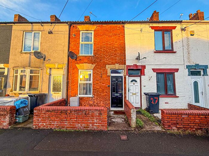 2 Bedroom Terraced House For Sale In Old Taunton Road, Bridgwater, Somerset, TA6