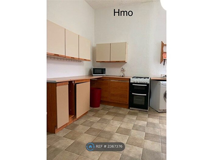 4 Bedroom Flat To Rent In Woodlands Drive, Glasgow, G4