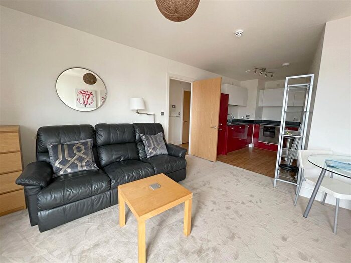 1 Bedroom Flat To Rent In Upper Marshall Street, Birmingham, B1