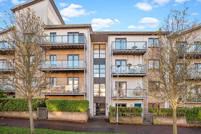 2 Bedroom Flat To Rent In Radcliffe House, Rollason Way, Brentwood, Essex, CM14