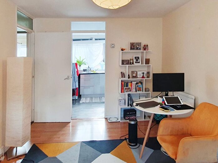 1 Bedroom Flat To Rent In Alnwick Road, London, E16