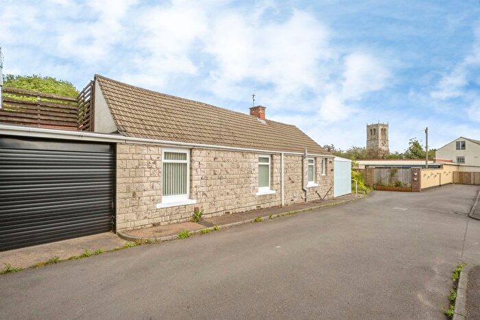 2 Bedroom Detached Bungalow For Sale In Shires Close, Sprotbrough, Doncaster, DN5