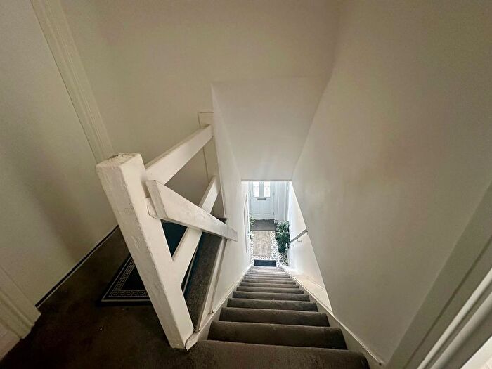 1 Bedroom Property To Rent In Selborne Road, Ilford, IG1