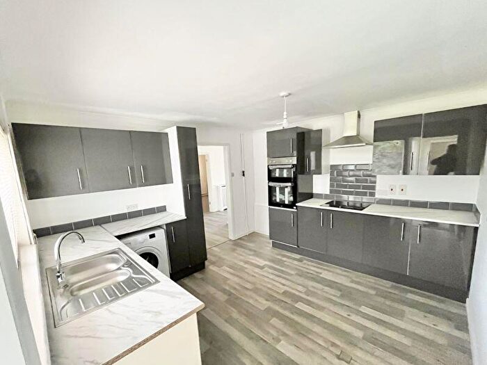 3 Bedroom Bungalow For Sale In Forest Road, Sandown, PO36