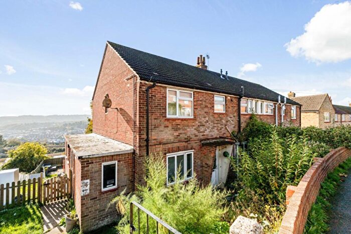 2 Bedroom Flat For Sale In Napier Road, Dover, CT16