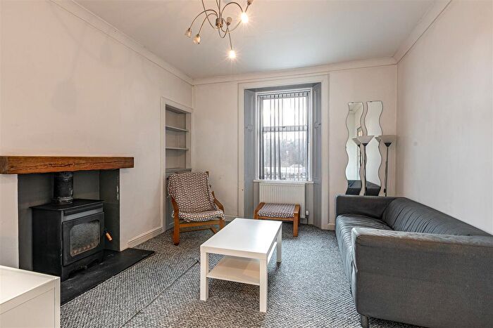 2 Bedroom Flat For Sale In Magdala Terrace, Galashiels, TD1